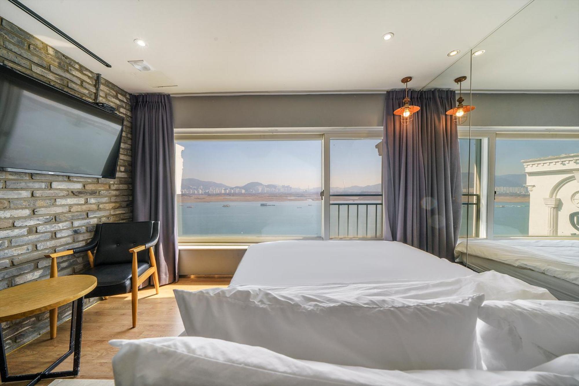 Jk Hotel Μπουσάν Εξωτερικό φωτογραφία